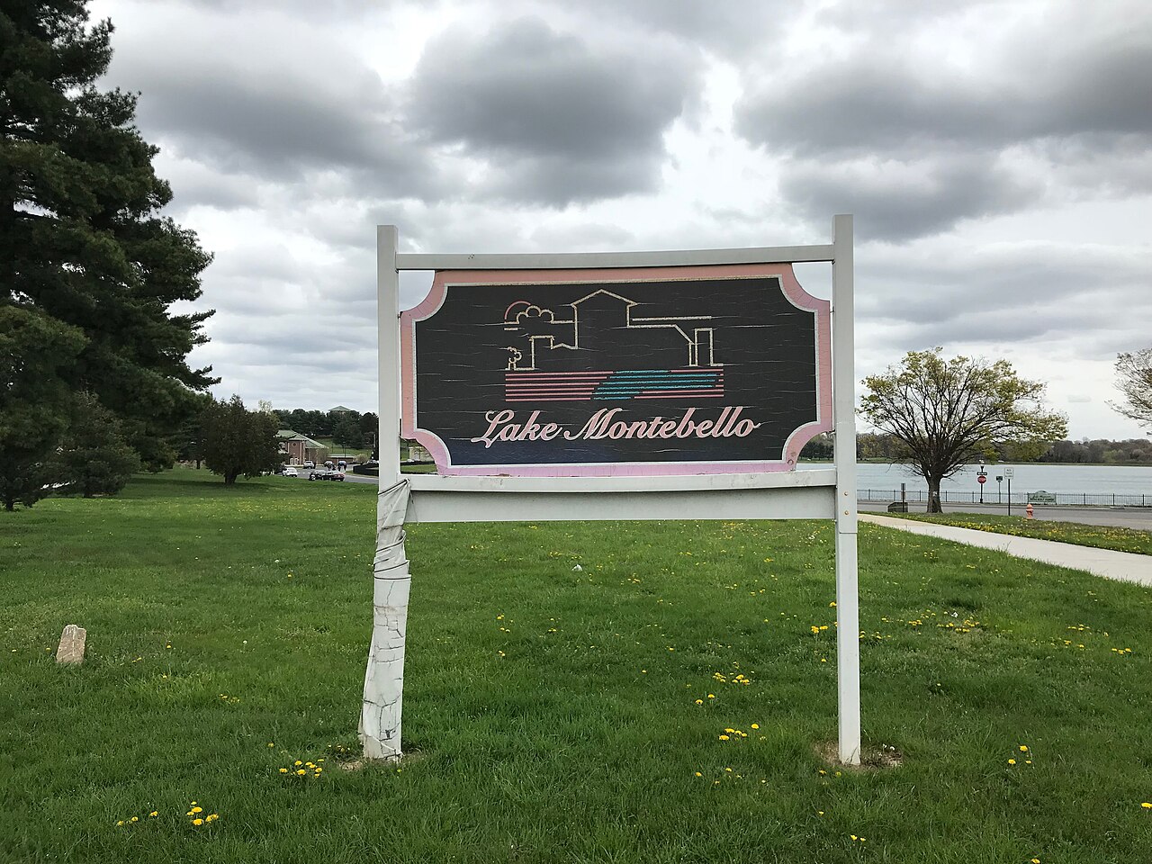 Lake Montebello