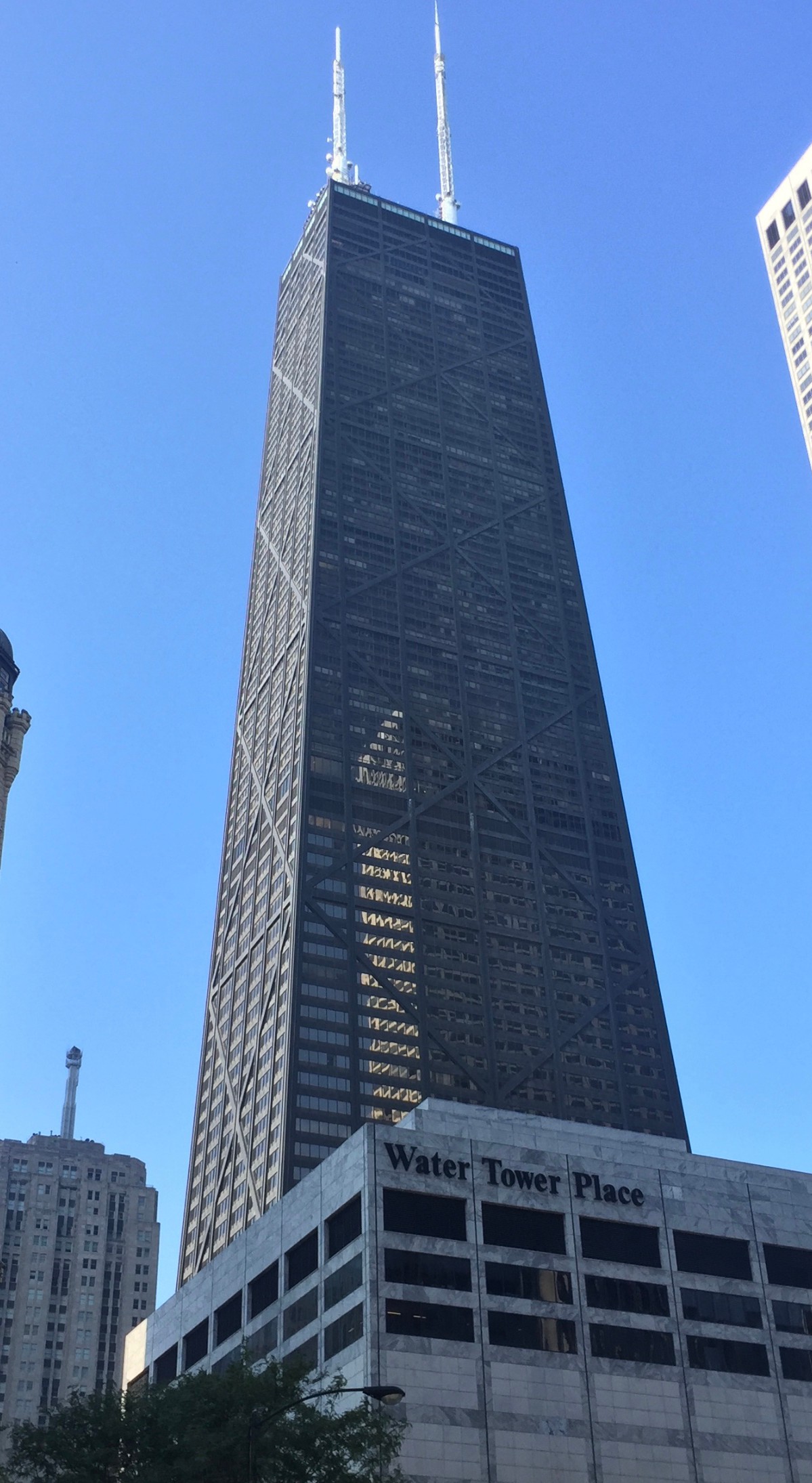 875 North Michigan Avenue