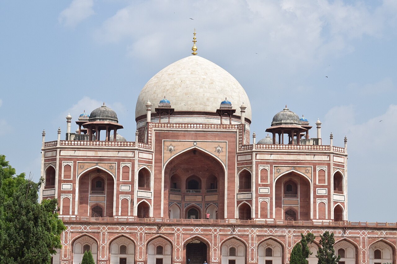 Safdarjung Tomb