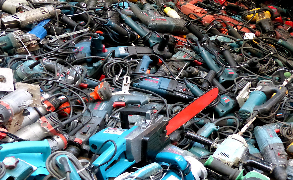 Apliu Street Flea Market