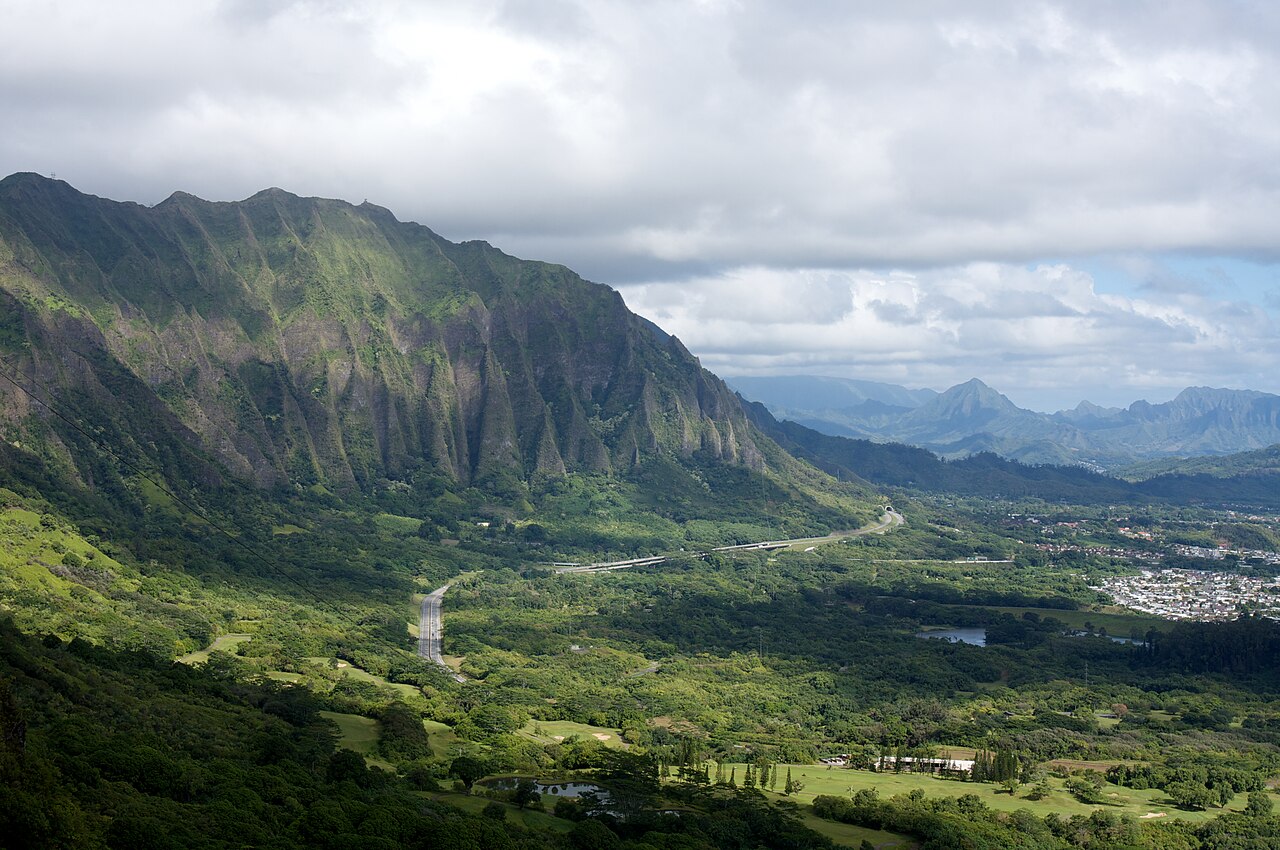 Nu'uanu Pali Lookout