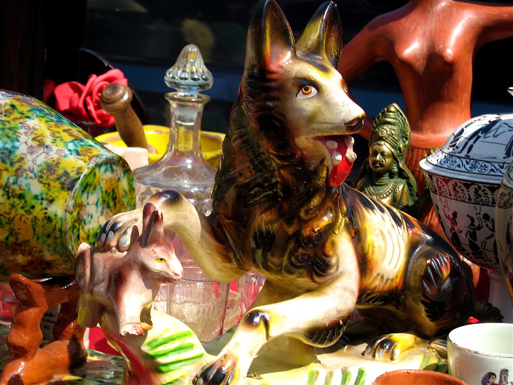 Feira da Ladra Flea Market