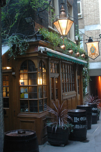 Ye Olde Mitre, Holborn
