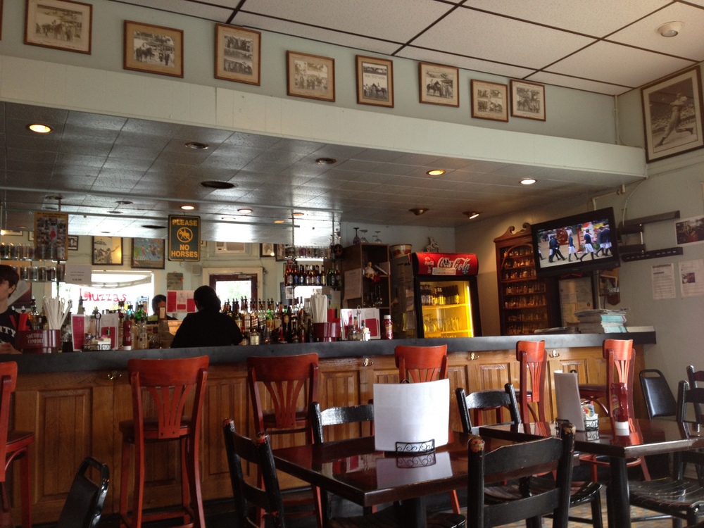 Liuzza's by the Track