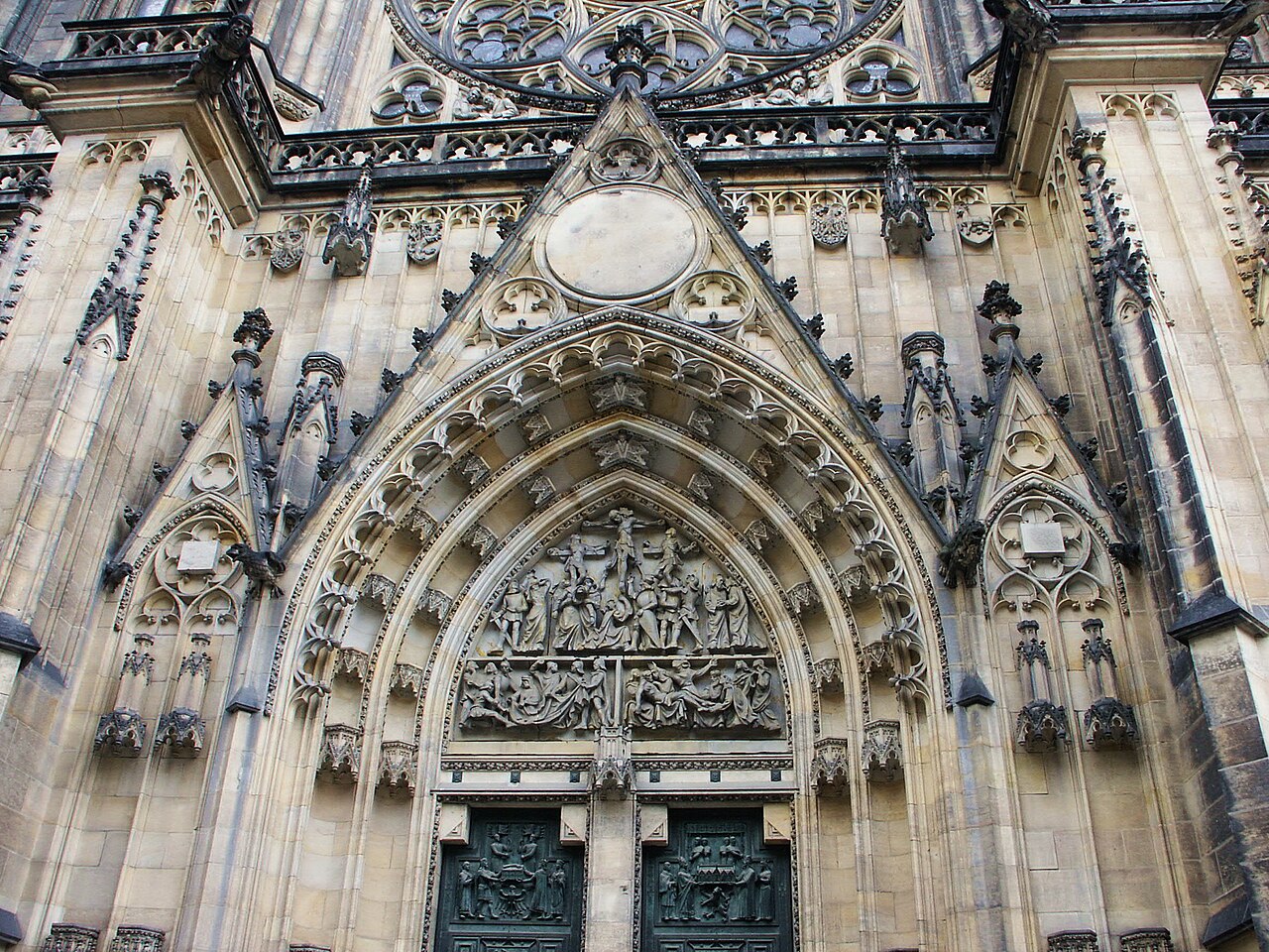 St. Vitus Cathedral (Katedrála sv. Víta)