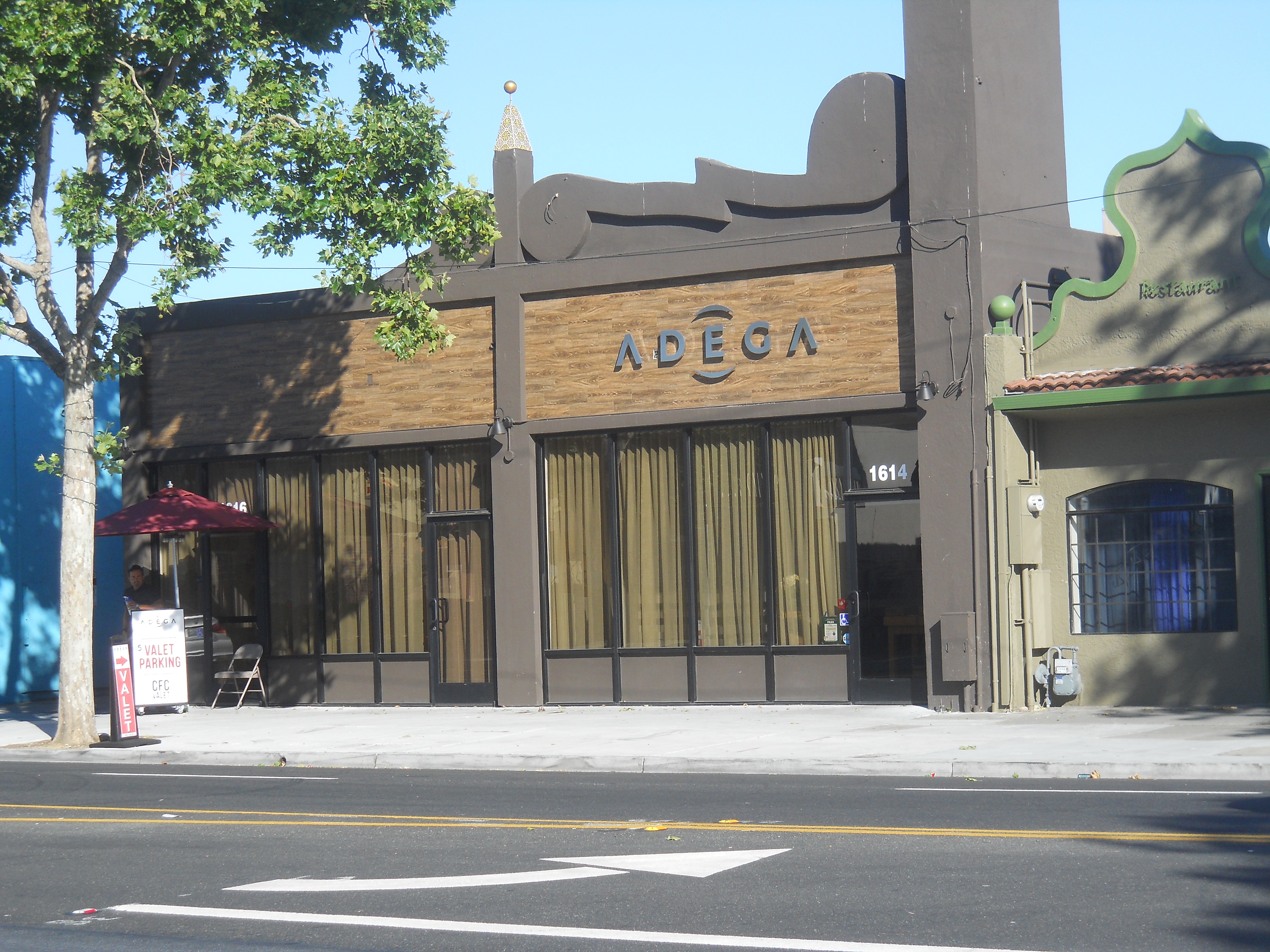 Adega