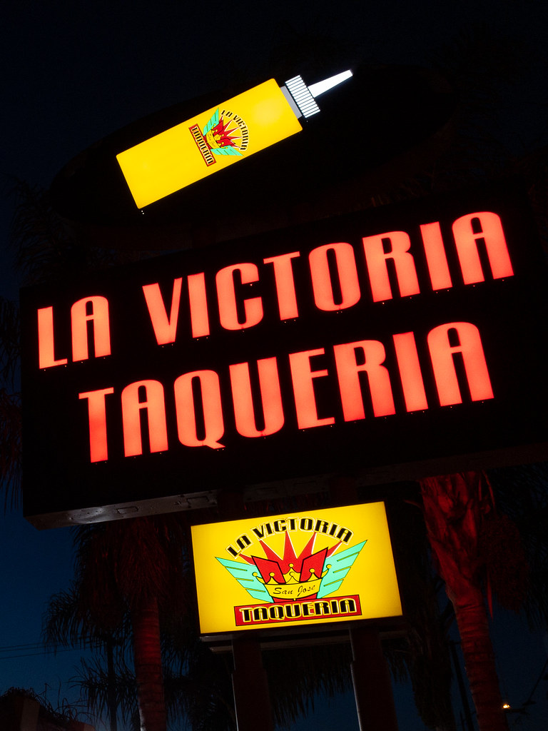 La Victoria Taqueria