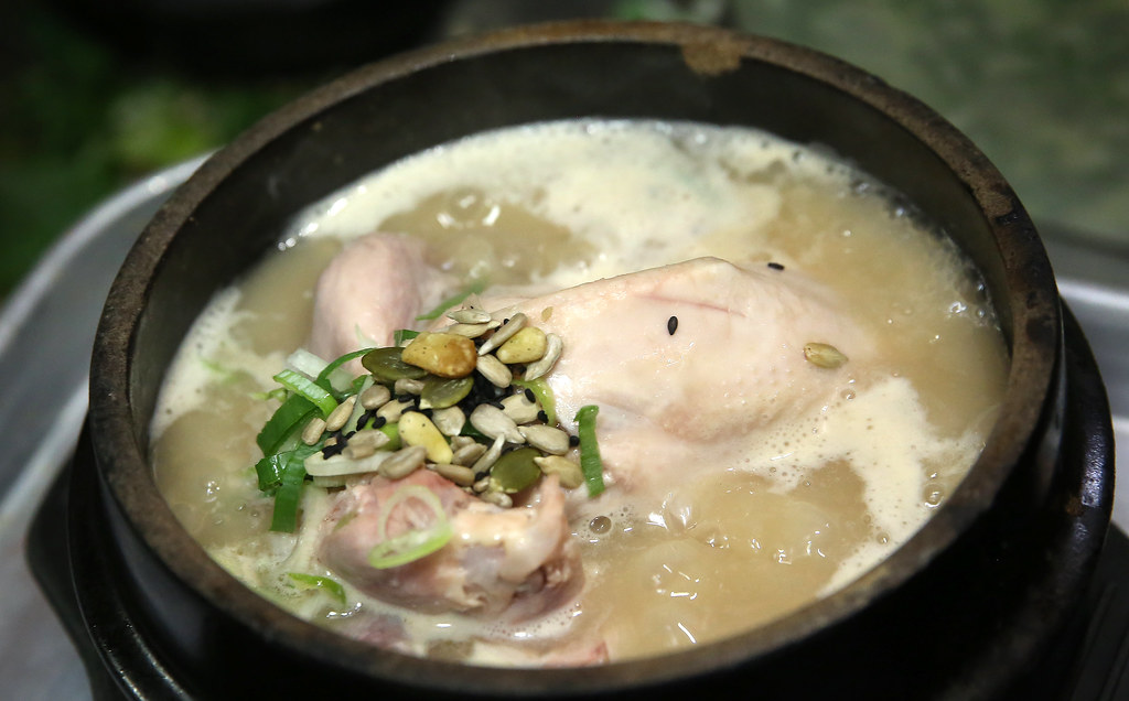Tosokchon Samgyetang