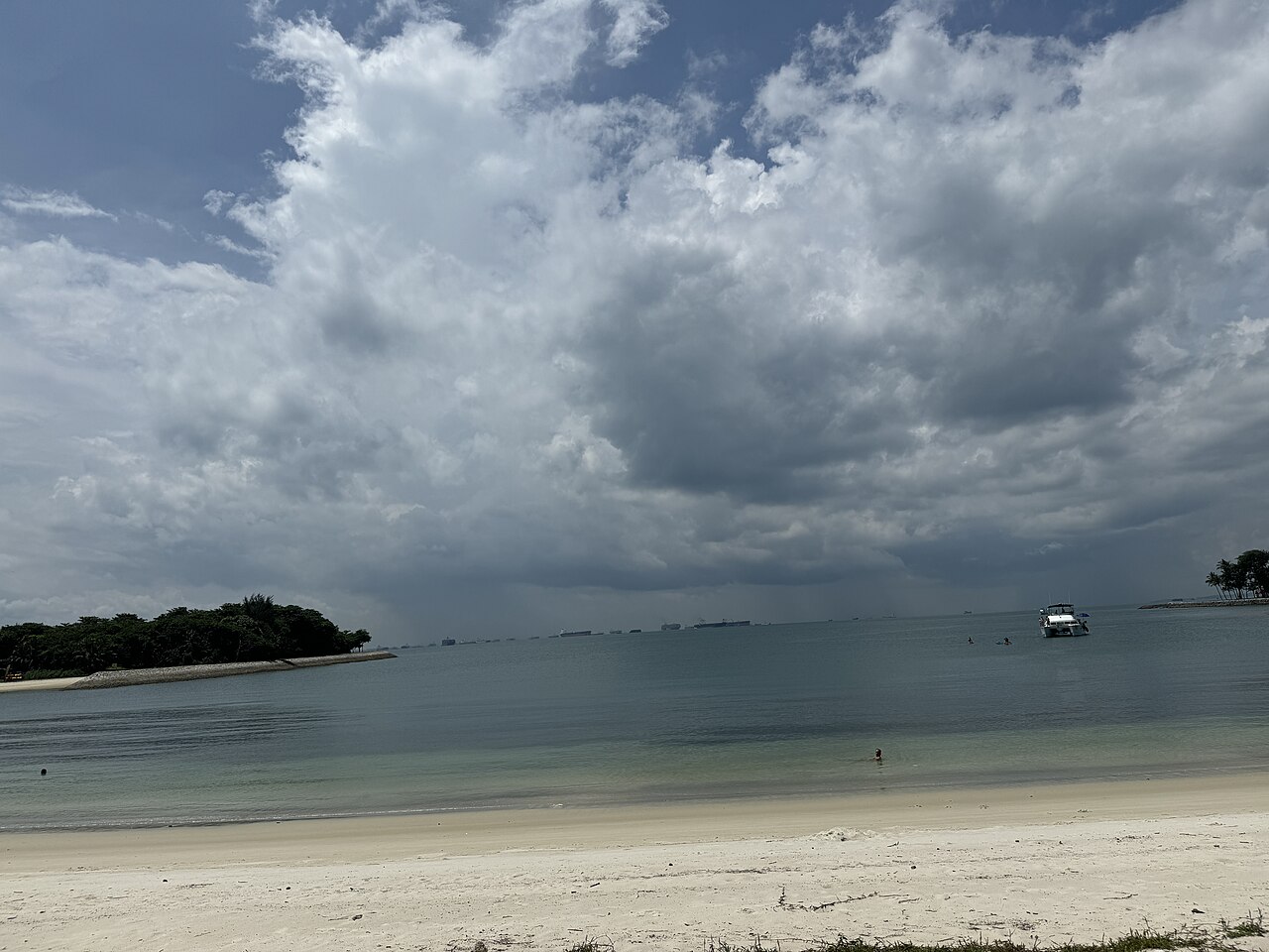 Lazarus Island Beach