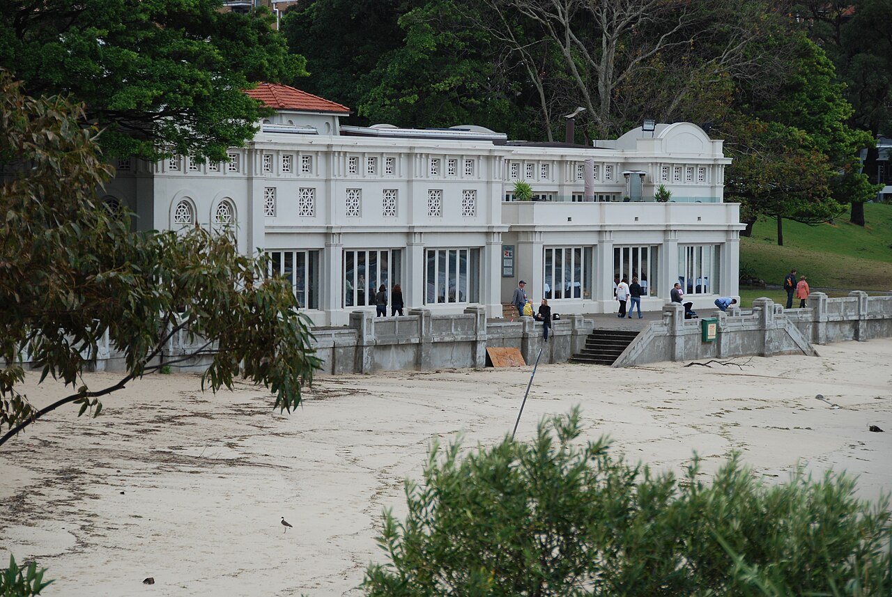 Bathers' Pavilion Café