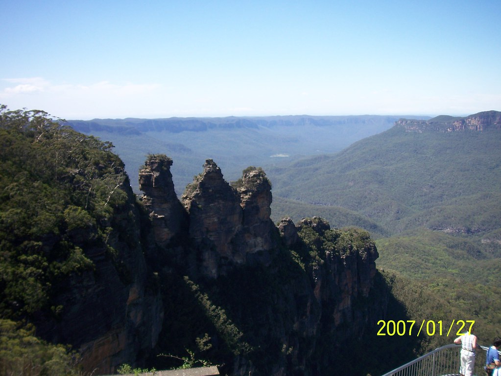 Blue Mountains and the Three Sisters (Echo Point)