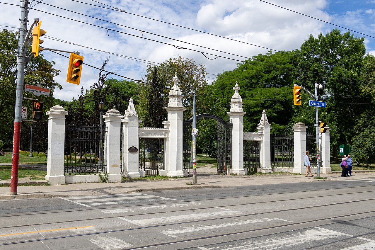 Trinity Bellwoods Park