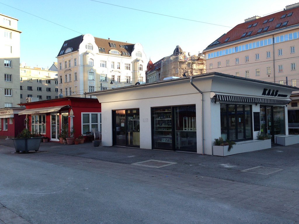 Karmelitermarkt